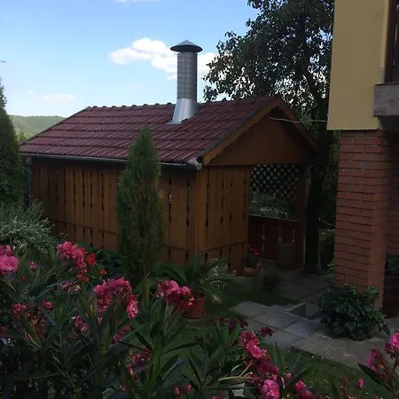 Kekes Apartman *